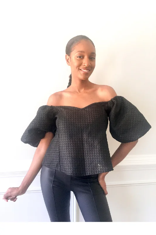 Teni off shoulder blouseQuick-Dry Shirts