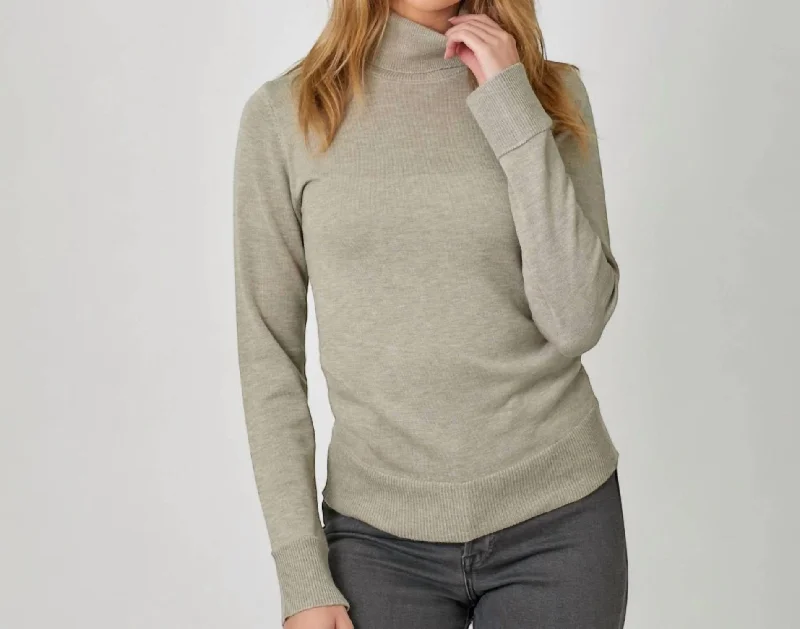 Retro Knit TopsLong Sleeve Turtleneck Sweater In Stone